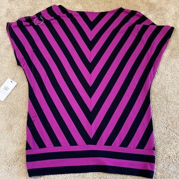 Chaus size M - Picture 2 of 3